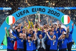 53年后意大利再捧欧洲杯除了足球它还有哪些传奇故事
